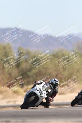 media/Nov-02-2025-CVMA (Sun) [[337aff29ab]]/Race 8-Formula Lightweight Twins Shootout/